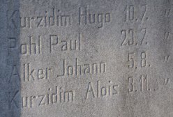  Georg und Hugo: Familie A Alois: Familie B Paul: noch unbekannt  